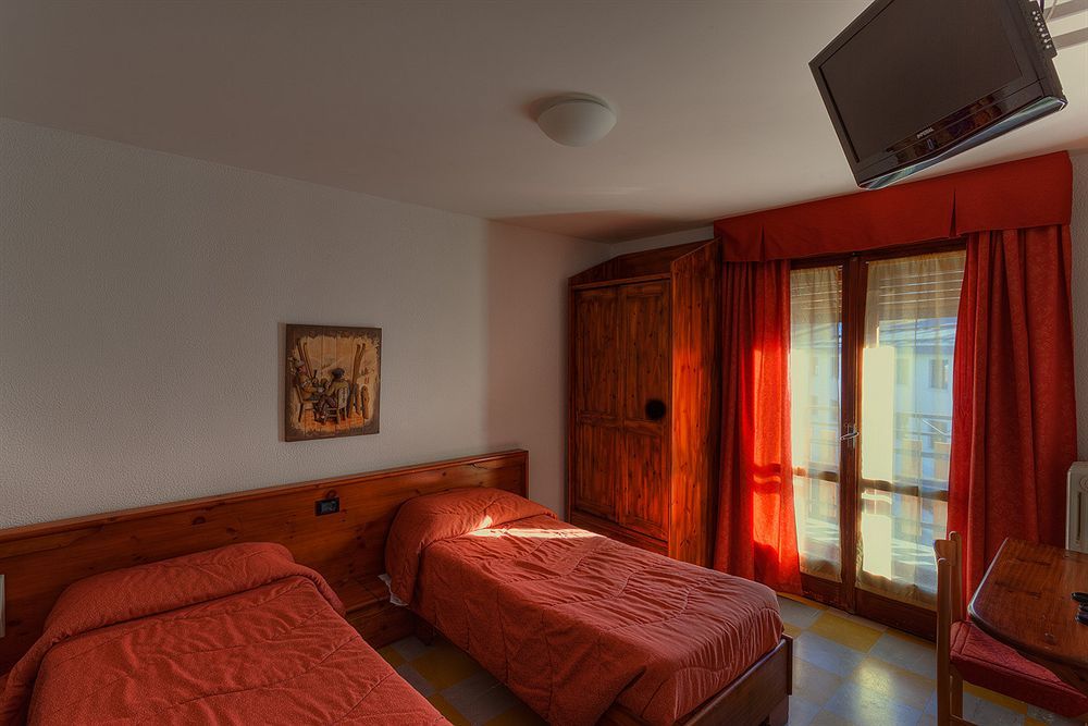 Oulx Hotel Sauze מראה חיצוני תמונה