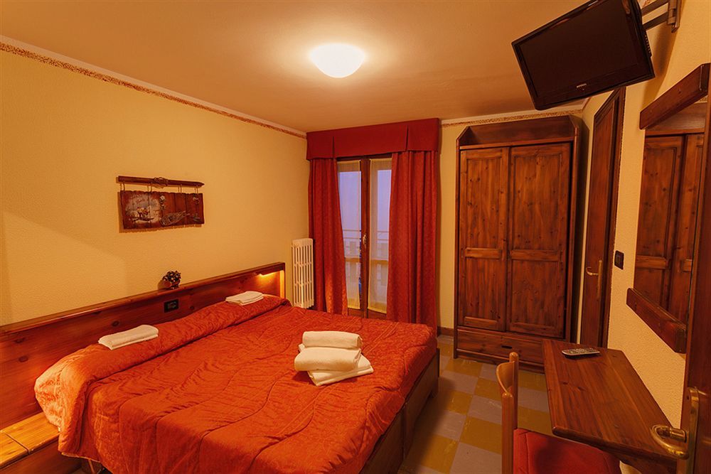 Oulx Hotel Sauze מראה חיצוני תמונה